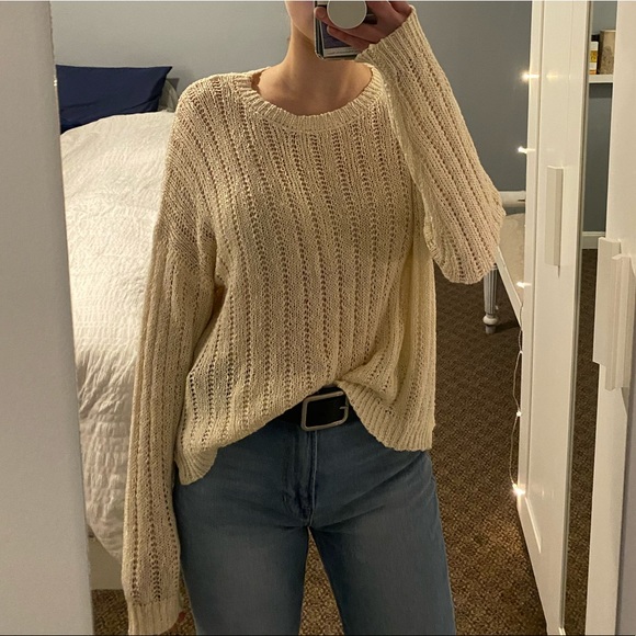 Charming Cream Sweater - Picture 3 of 5